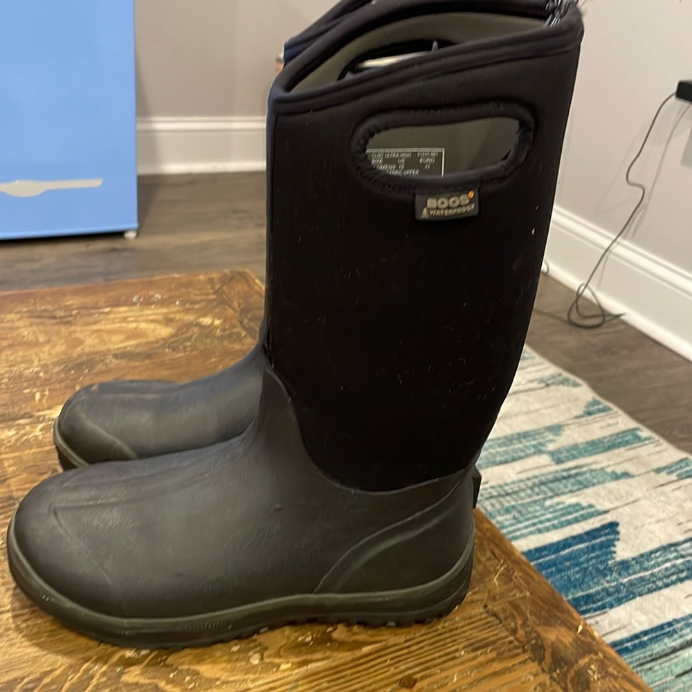 Bogs waterproof boots, size 10